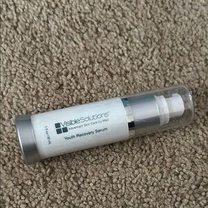 Visible Solutions Youth Recovery Serum by Max is an anti-aging skincare